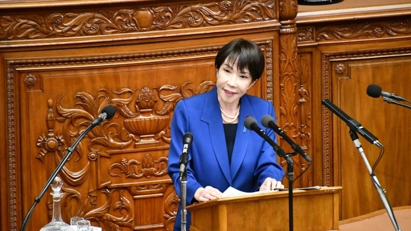 Премьер Японии Такаити заявила о намерении заключить мирный договор с Россией