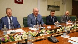 В Совете Федерации вручили благодарности губернатора Сахалинской области