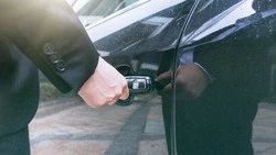 Старый конь борозды не испортит: сколько сахалинцы готовы платить за иномарки из «нулевых»