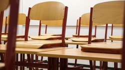 Неизвестный сообщил о минировании восьми школ в Южно-Сахалинске