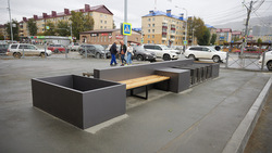 Уникальные велопарковки-скамейки устанавливают в Южно-Сахалинске