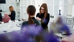 Авито усиливает присутствие в сегменте бьюти-услуг запуском нового направления