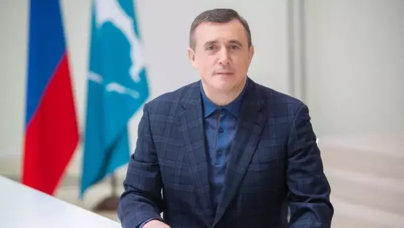 Губернатор Валерий Лимаренко поздравил работников культуры с профессиональным праздником