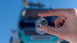  «Горный воздух» запустил в продажу брендированные значки на Сахалине