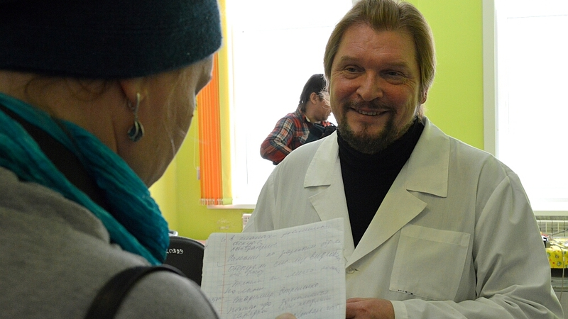 Врач из Екатеринбурга решил посвятить себя синегорцам