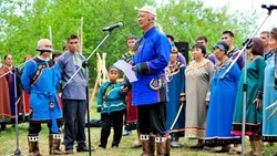 Нивхский писатель и публицист Владимир Санги отмечает 18 марта 90-летний юбилей