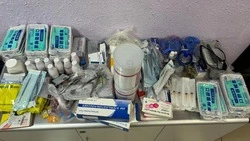 Сахалинские таможенники пресекли попытку контрабанды стоматологических материалов из Китая