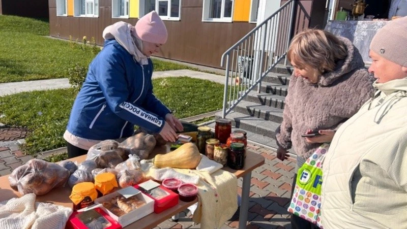 Благотворительная ярмарка в поддержку бойцов СВО прошла в Макарове