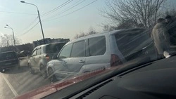 Тройное ДТП произошло на улице Физкультурной в Южно-Сахалинске 