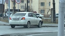 Автомобили столкнулись на перекрестке Крымской и Большой Полянки в Дальнем
