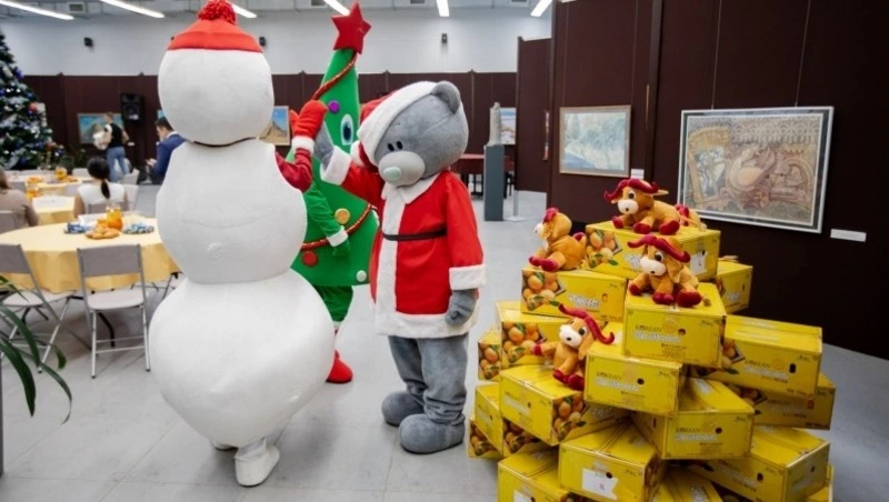 Благотворительный проект «Городская елка добра» стартовал в Южно-Сахалинске