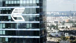 Клиенты ВТБ могут бесплатно пополнять карты в объединенной банкоматной сети