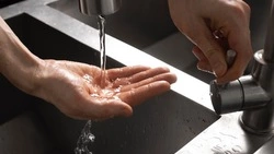 Одиннадцать улиц в Южно-Сахалинске останутся без воды 23 мая