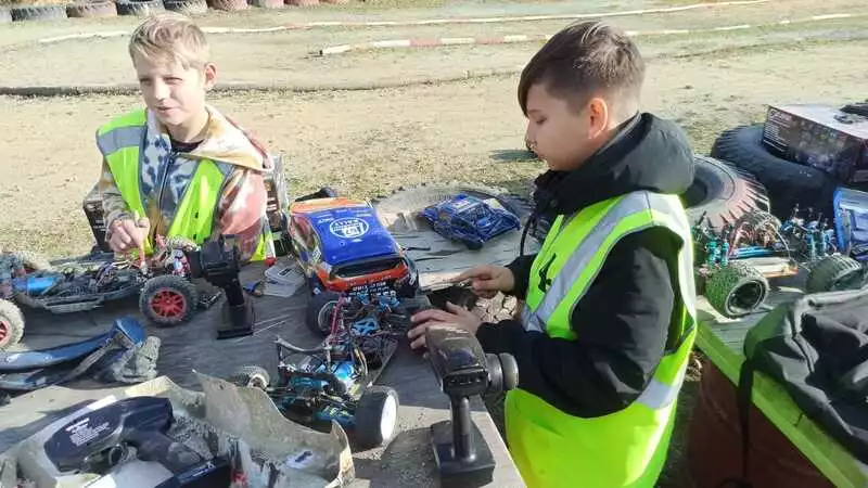 Юным моделистам Корсакова купили 3D-принтер и ноутбуки для новых достижений