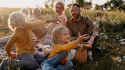 Льготы для многодетных семей расширят на Сахалине