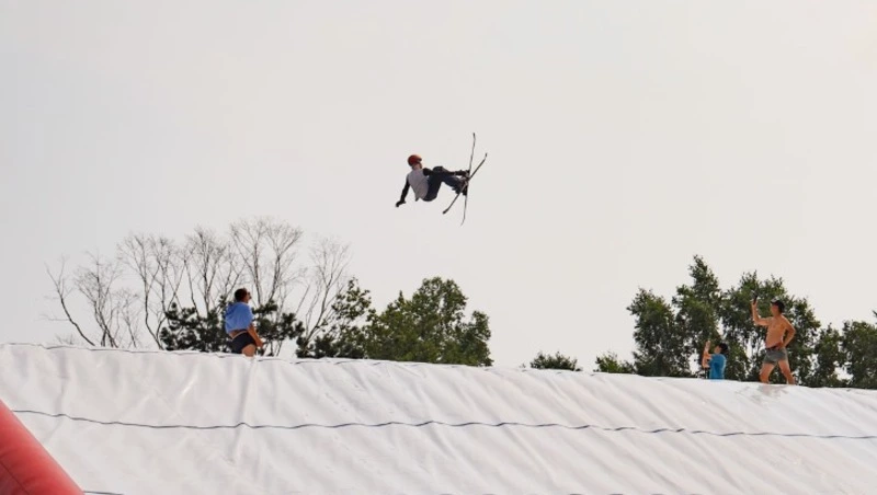 На Сахалине стартовали тренировки сборной России по фристайлу