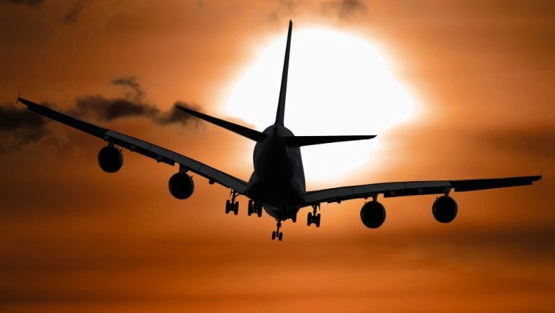 Кабмин направит еще 4,5 млрд рублей на субсидированные рейсы в ДФО