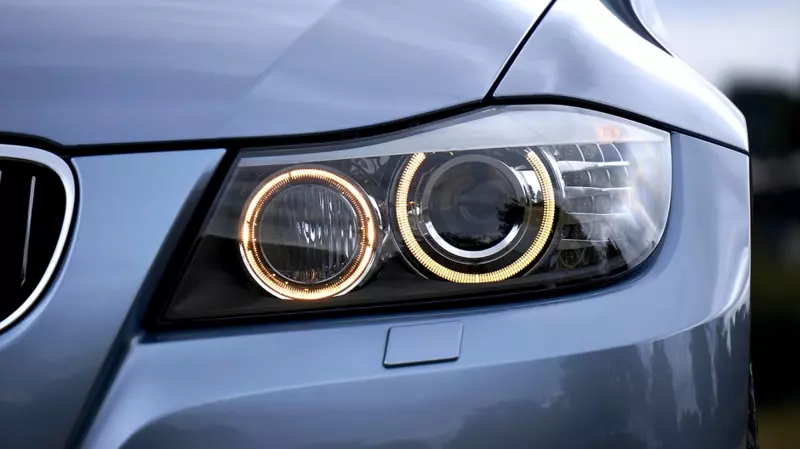 Водителей хотят штрафовать за сломанную АБС и неработающую систему очистки фар