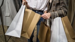 Сахалинцы могут поменять свой гардероб с услугами стилиста за шесть тысяч рублей