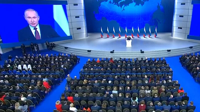 Путин заявил об увеличении выплат семьям с детьми и инвалидам