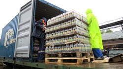 Московский бизнесмен скупил 20 тысяч бутылок сахалинского сиропа (ФОТО и ВИДЕО)