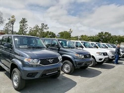 Больницы Сахалина получили новенькие «УАЗы» и «Лады». «Это праздник какой-то»