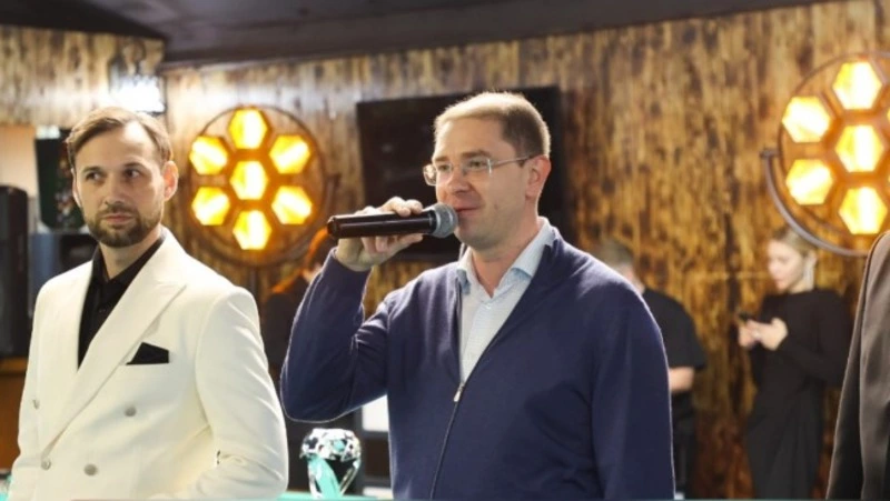 В Южно-Сахалинске стартовал международный бильярдный турнир