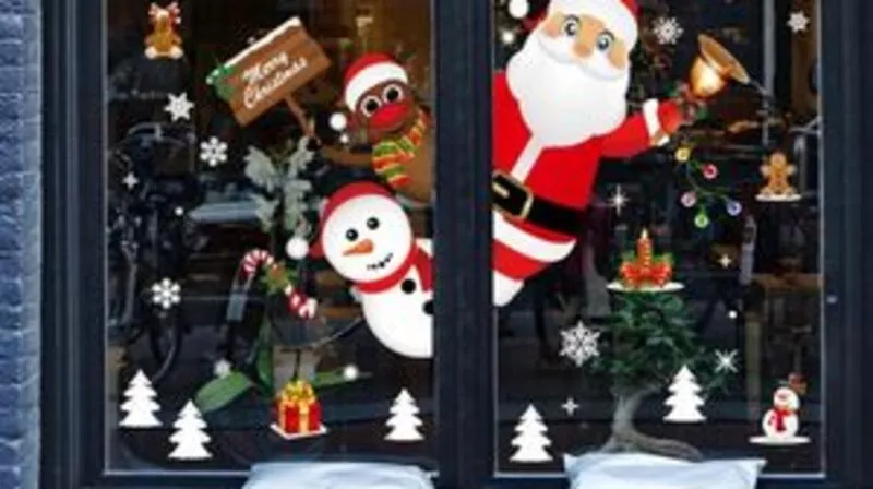 Сахалинцев приглашают показать свое мастерство на всероссийской акции «#НовогодниеОкна»