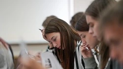 Студенты СахГУ начнут изучение курса «Исто­рия рос­сий­ской госу­дар­ствен­но­сти»