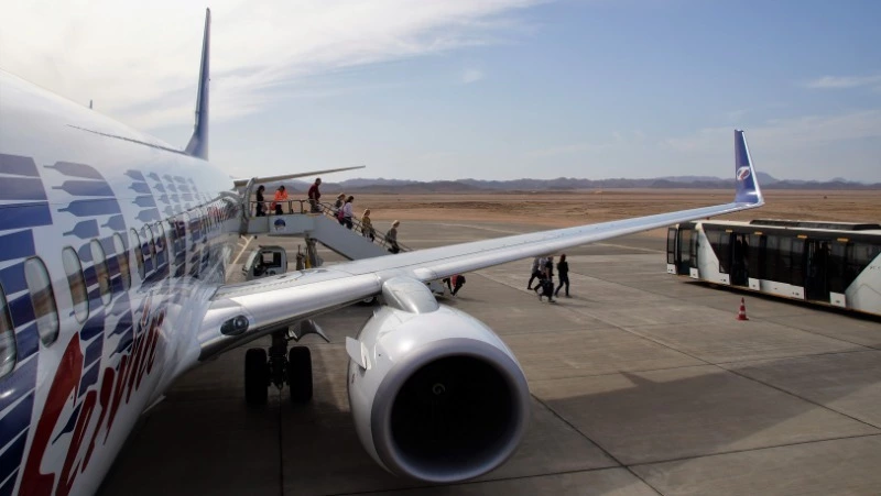 Семь авиарейсов задержали в аэропорту Южно-Сахалинска утром 20 ноября