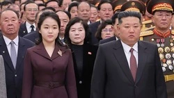 Разведка Южной Кореи: 13-летняя дочь Ким Чен Ына возглавила ракетное управление