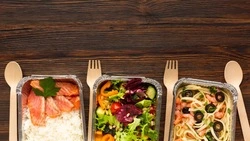 Число отравившихся готовой едой в Улан-Удэ увеличилось до 49 человек