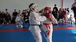 Сильнейших бойцов всестилевого каратэ определили в Южно-Сахалинске