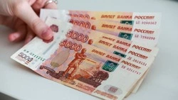 Курильский МУП «Жилкомсервис» систематически недоплачивал своей работнице в 2023 году