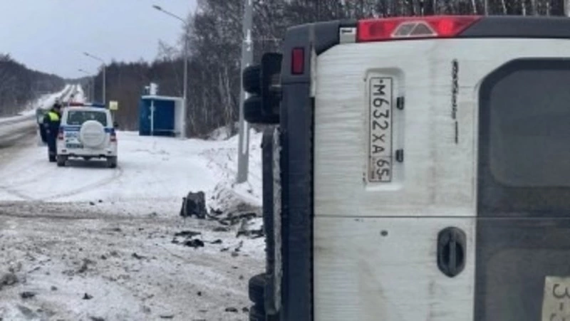 СУ СКР ищет пассажиров автобуса после ДТП на трассе Южно-Сахалинск — Корсаков