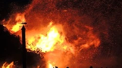 МЧС локализовало пожар на нефтебазе на юге России. Минобороны назвало виновников