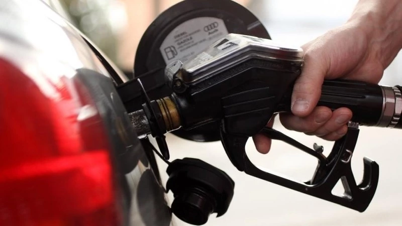 Впервые за долгое время в Южно-Сахалинске не подорожало топливо