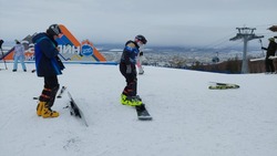 Чемпионат России по сноуборду стартовал в Южно-Сахалинске