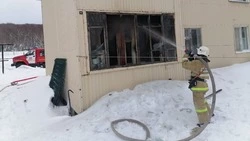 Шестеро спасателей тушили квартиру в селе Китовом