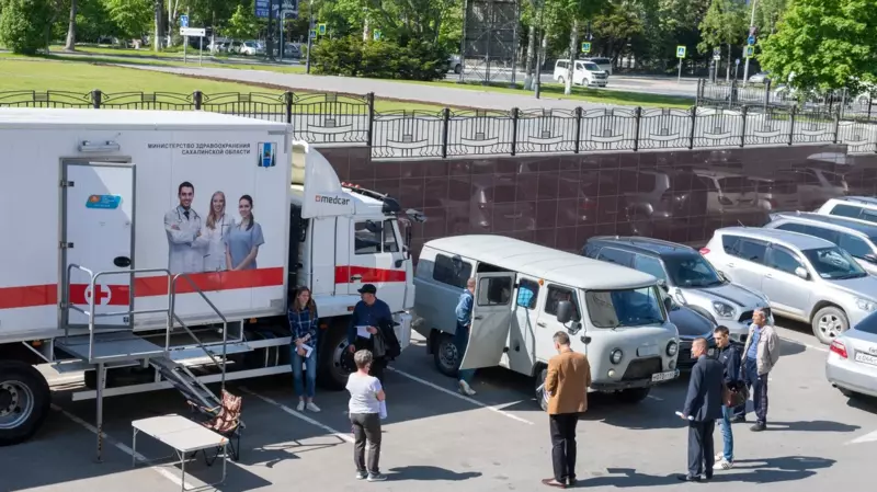 Обязательная вакцинация от коронавируса началась на Сахалине. Главное