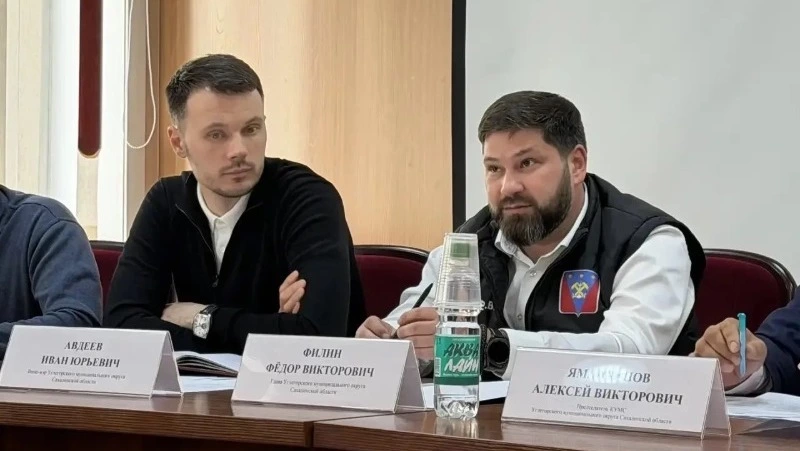 Мэр Углегорского района Федор Филин обсудил с ветеранами СВО комплекс проблем 