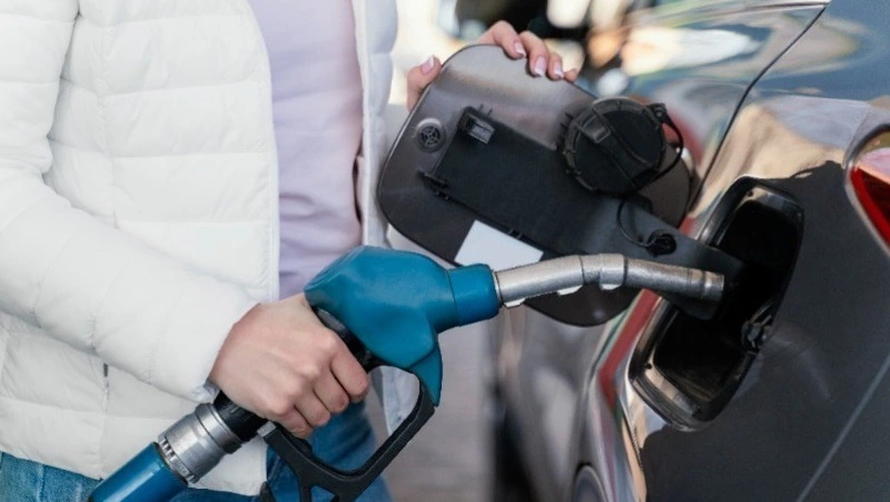 Кабмин ввел ограничение на экспорт бензина и дизельного топлива из России