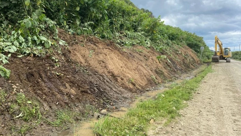 В Невельском районе активно продолжают ремонт региональной дороги