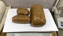 ФСБ поймала жителя Амурской области с 1,2 кг мефедрона на Сахалине