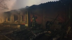 Прокуратура организовала проверку по факту крупного пожара в жилом доме в Южно-Сахалинске