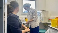 За месяц более 80 тысяч жителей Сахалина привились от гриппа