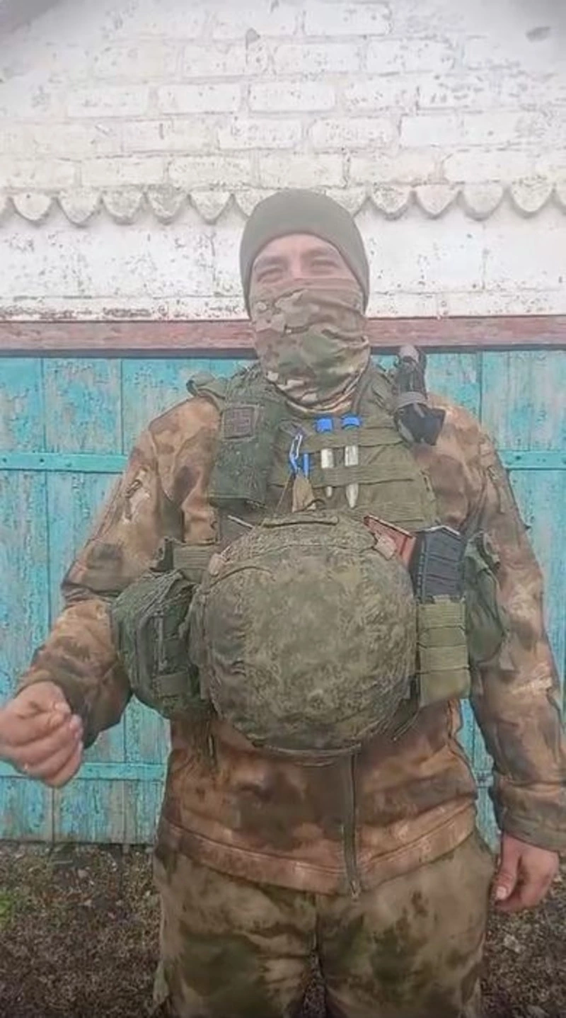 Боец СВО поблагодарил жителей Сахалина за доставку автомобильных колес