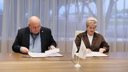 В аэропорту Южно-Сахалинска пассажиры смогут послушать рассказы Чехова   