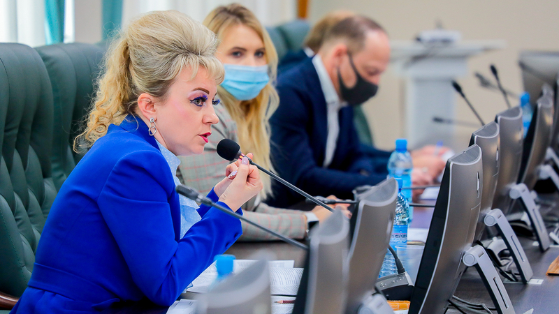 Депутаты облдумы заинтересовались субсидиями сахалинских спортивных клубов