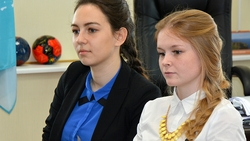 Три сахалинки в качестве волонтеров едут на Парады Победы в Москву и Севастополь